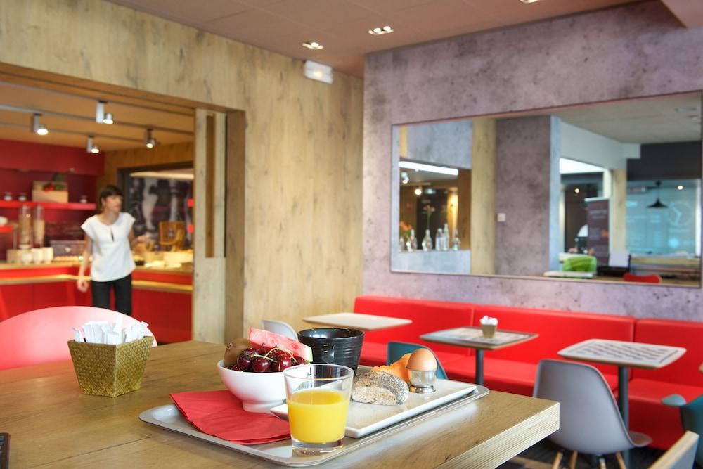 Hotel Ibis Pau Lescar Zewnętrze zdjęcie