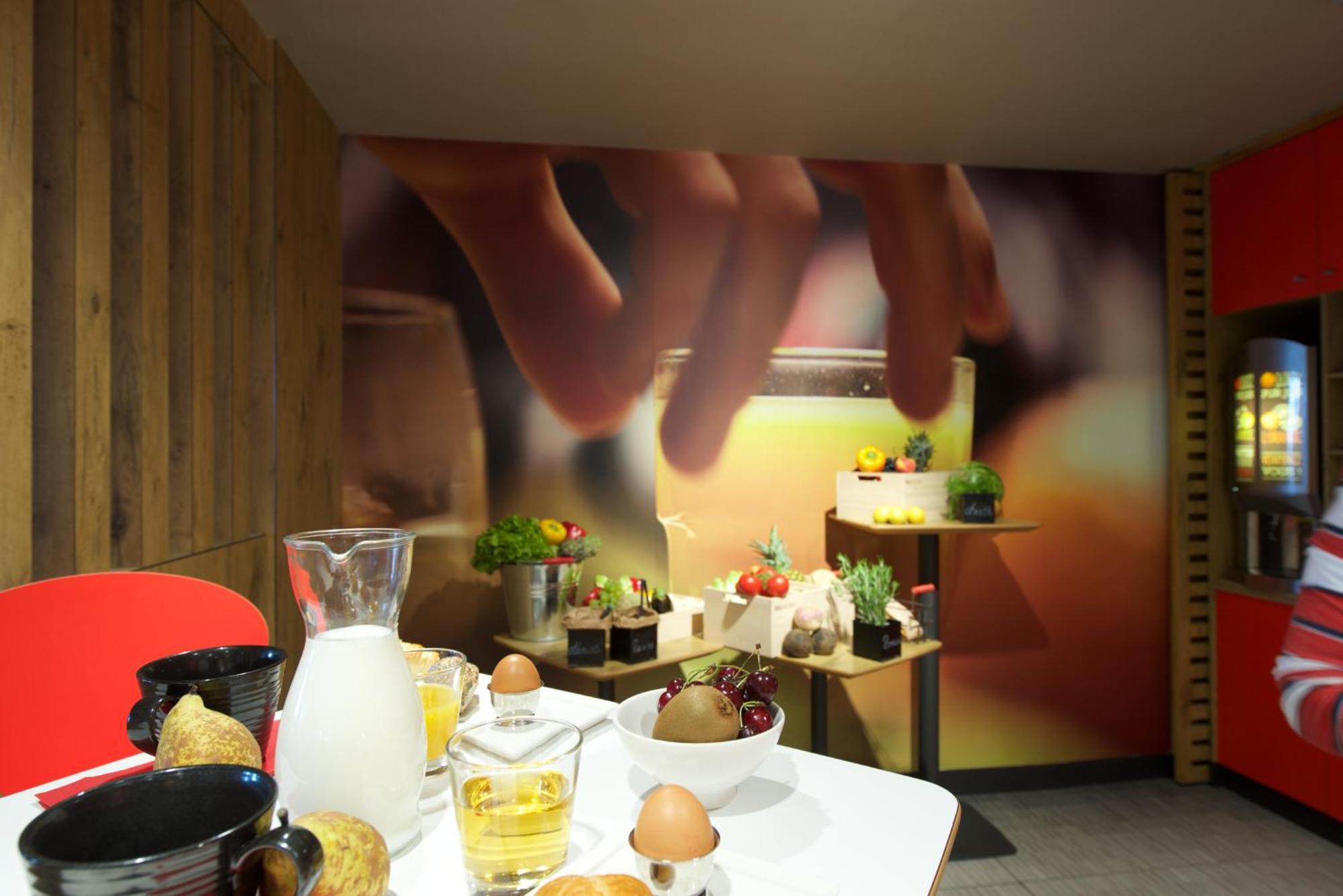 Hotel Ibis Pau Lescar Zewnętrze zdjęcie