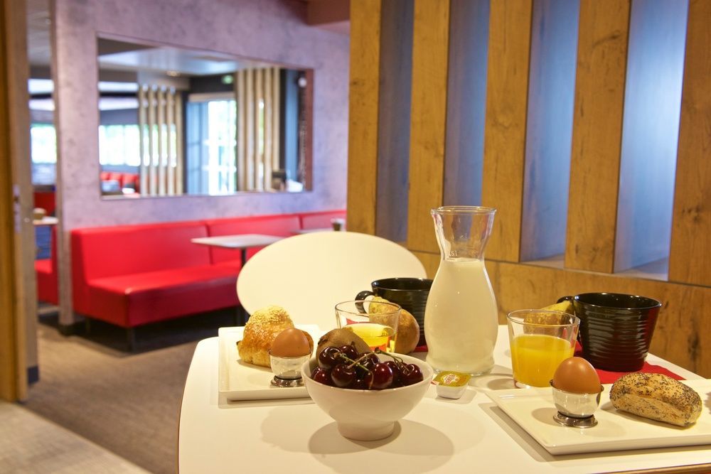 Hotel Ibis Pau Lescar Zewnętrze zdjęcie